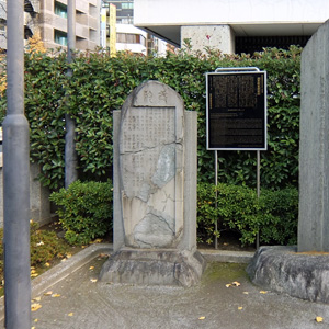 摜08