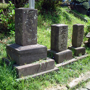 摜32